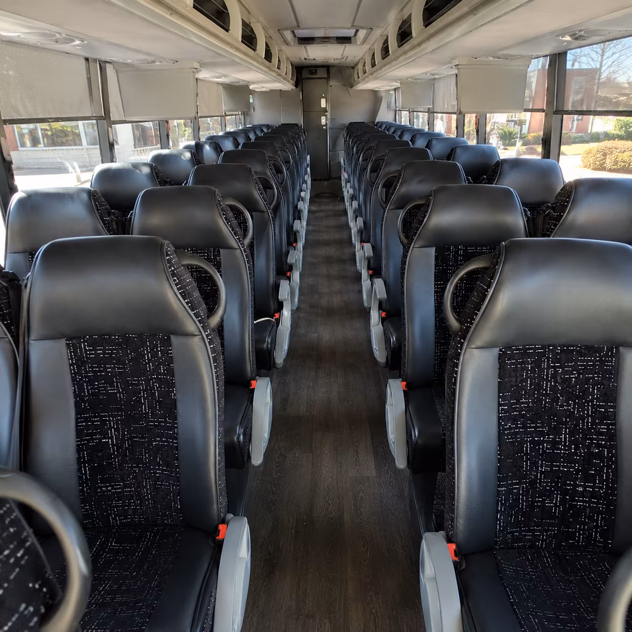 find the perfect transportation for your next airport transfer 2
