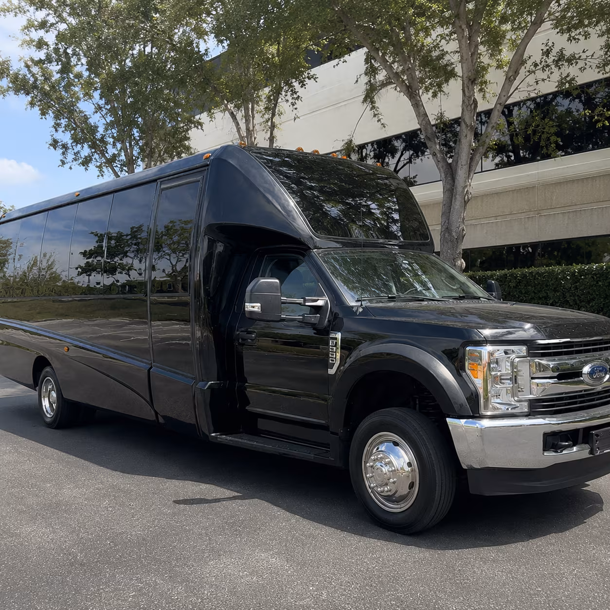 pre prom and after prom bus rentals around moreno valley